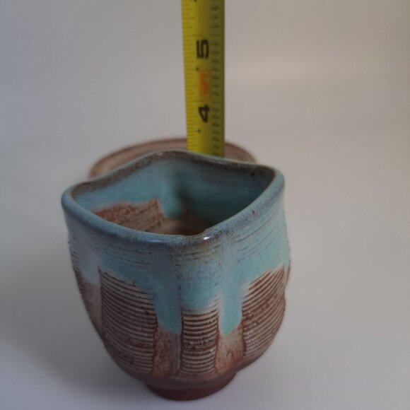 Handcrafted Ceramic Square Cup Saucer Set With Textured Design - Picture 14 of 15